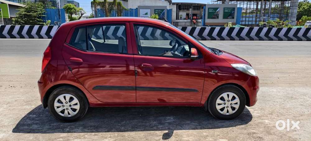 Hyundai I10 Sportz, 2012, Petrol