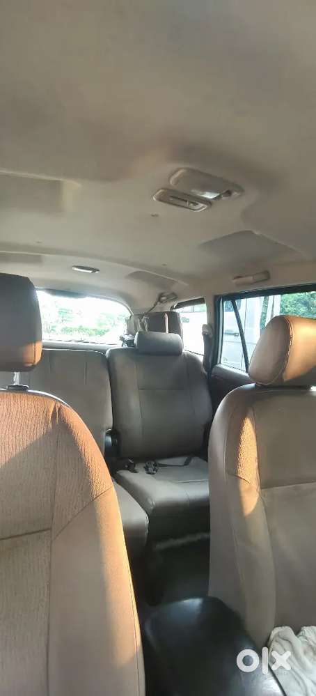Toyota Innova 2.5 G 2015