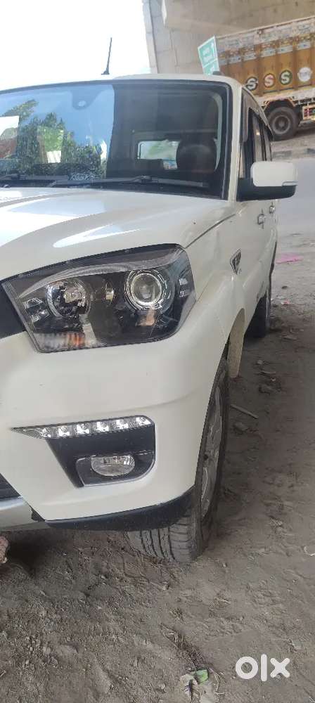 Mahindra Scorpio 4 By 4 Taxi Number Model 2019 Diesel  75700 Km Driven
