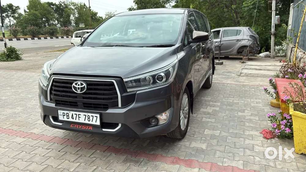 Toyota Innova Crysta 2019 Diesel 10200 Km Driven