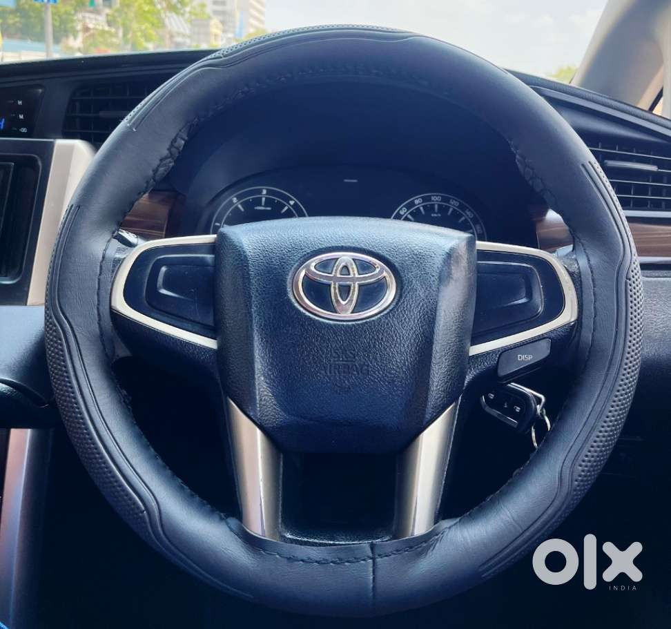 Toyota Innova Crysta 2.4 G Mt 7 Str, 2018, Diesel