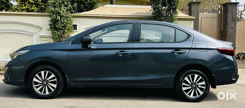 Honda City 1.5 V 5th Gen I-vtec Mt, 2024, Petrol