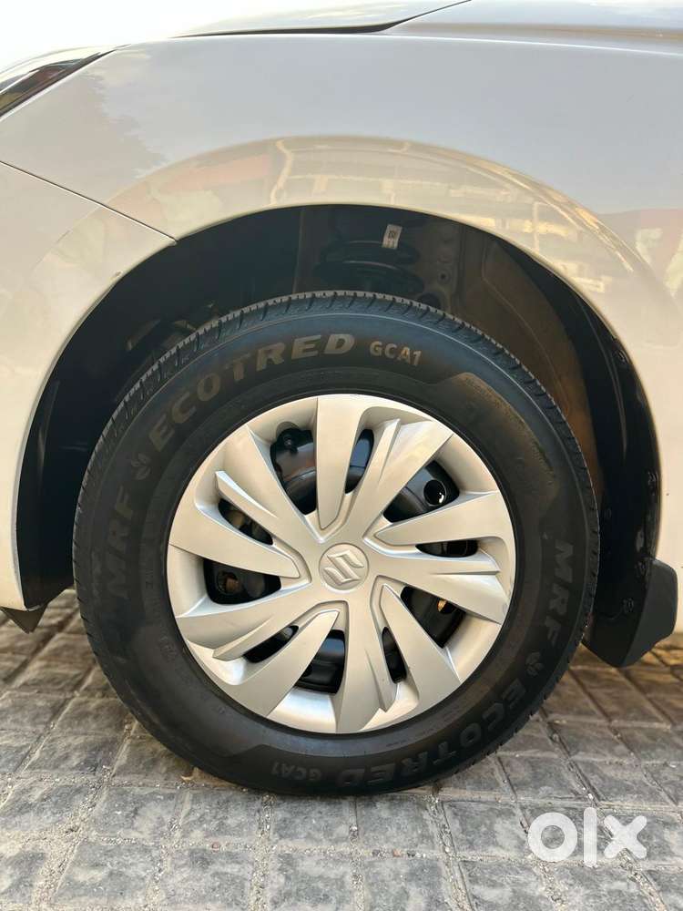 Maruti Suzuki Swift Vxi Ags, 2025, Petrol