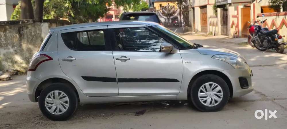 Maruti Suzuki Swift Vxi 2015