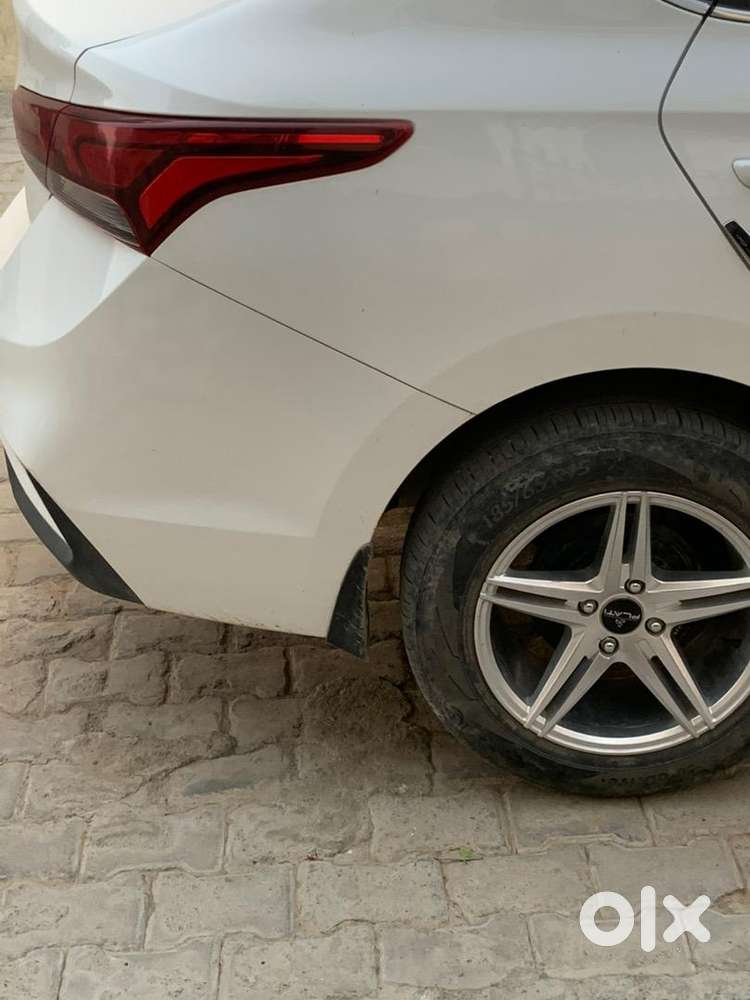 Hyundai Verna 2019 Diesel 90000 Km Driven