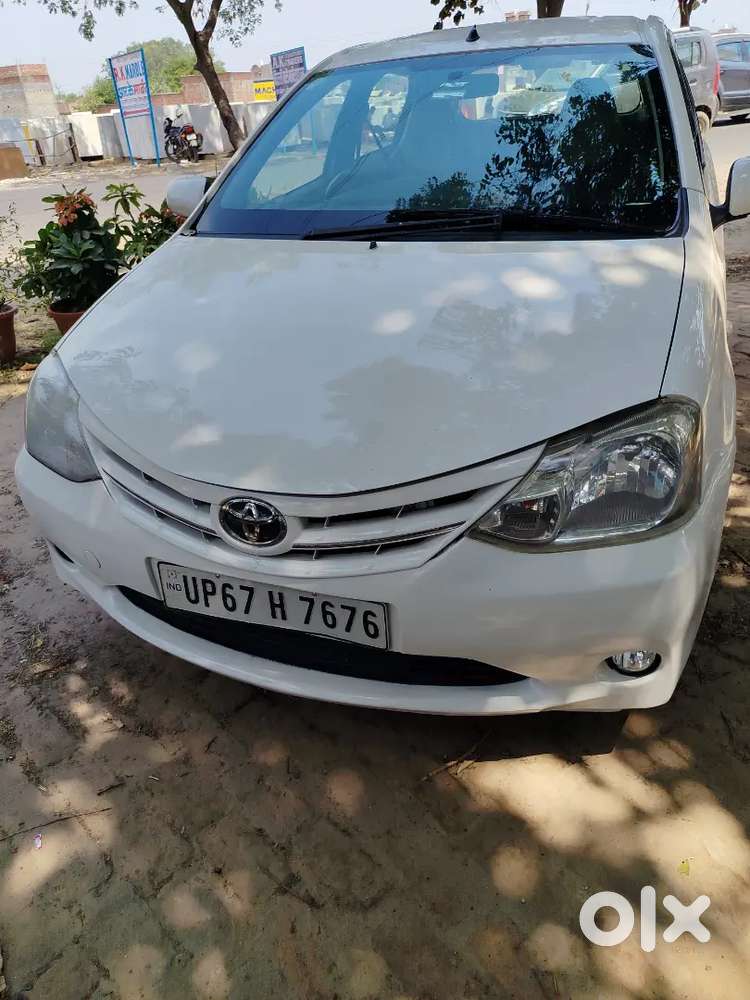 Toyota Etios Liva 2012
