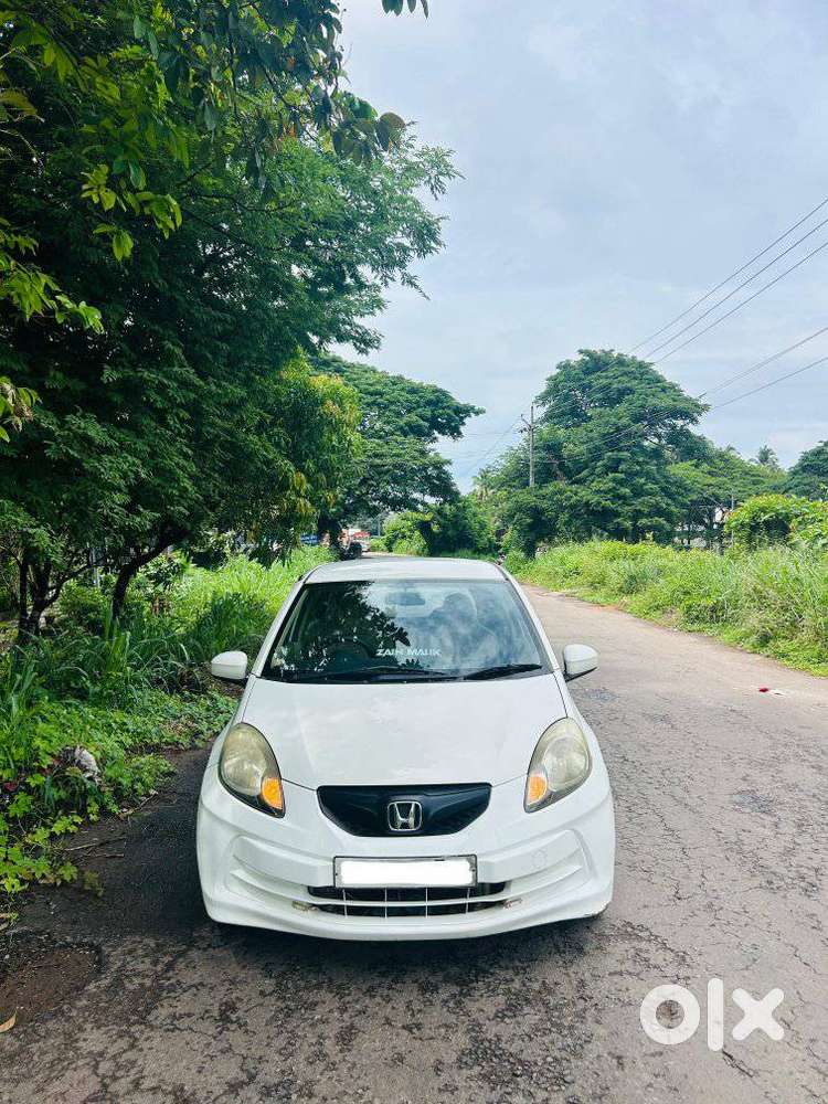 Honda Brio S Mt, 2013, Petrol