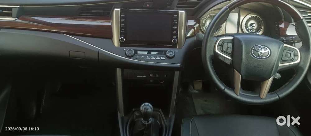 Toyota Innova Crysta, 2023, Diesel