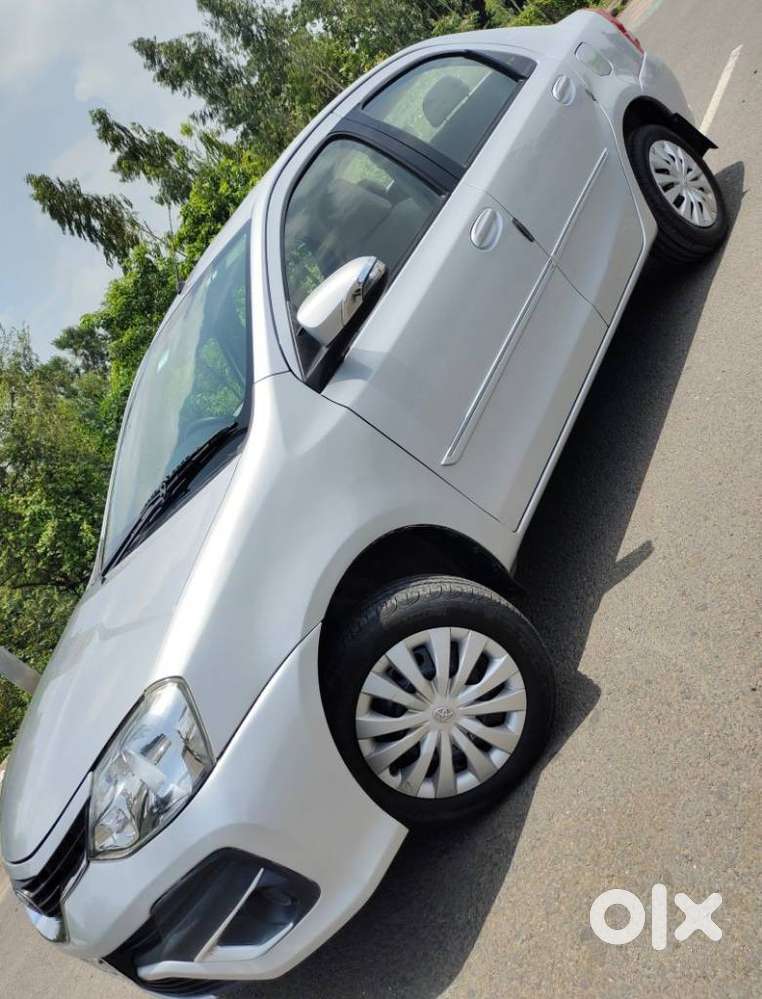 Toyota Etios 1.5 V, 2017, Petrol