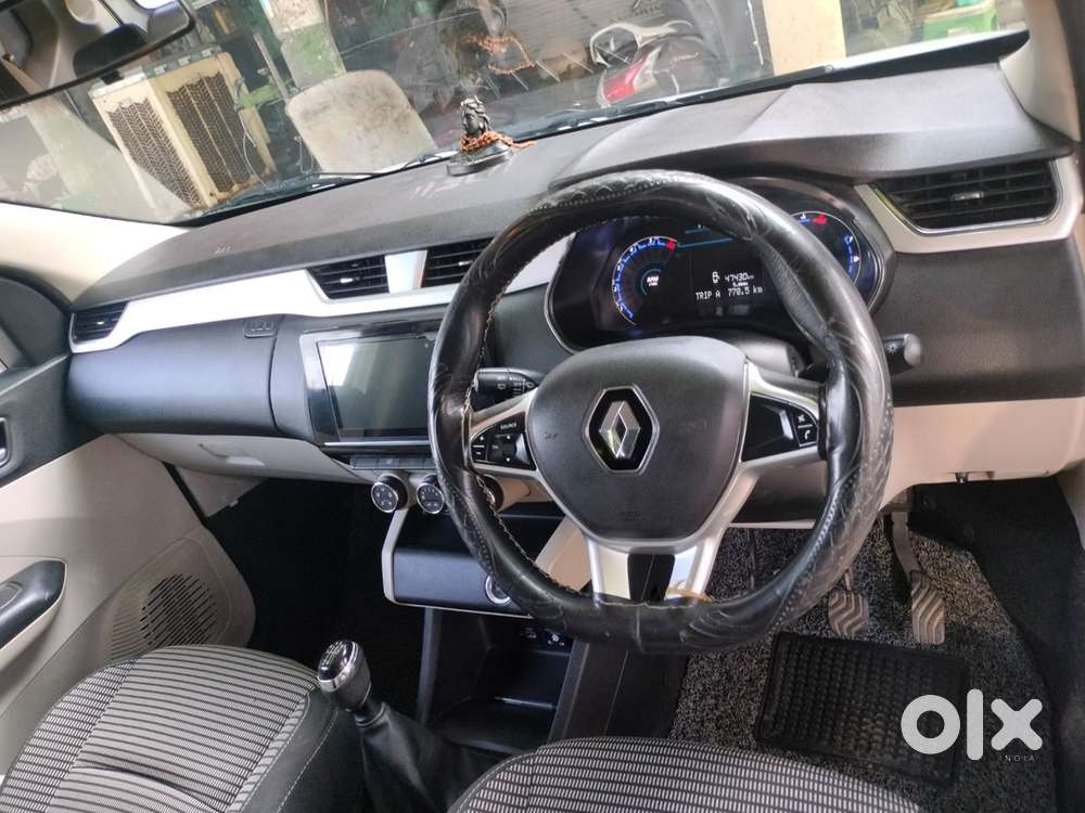Renault Triber 2023 Cng & Hybrids Well Maintained