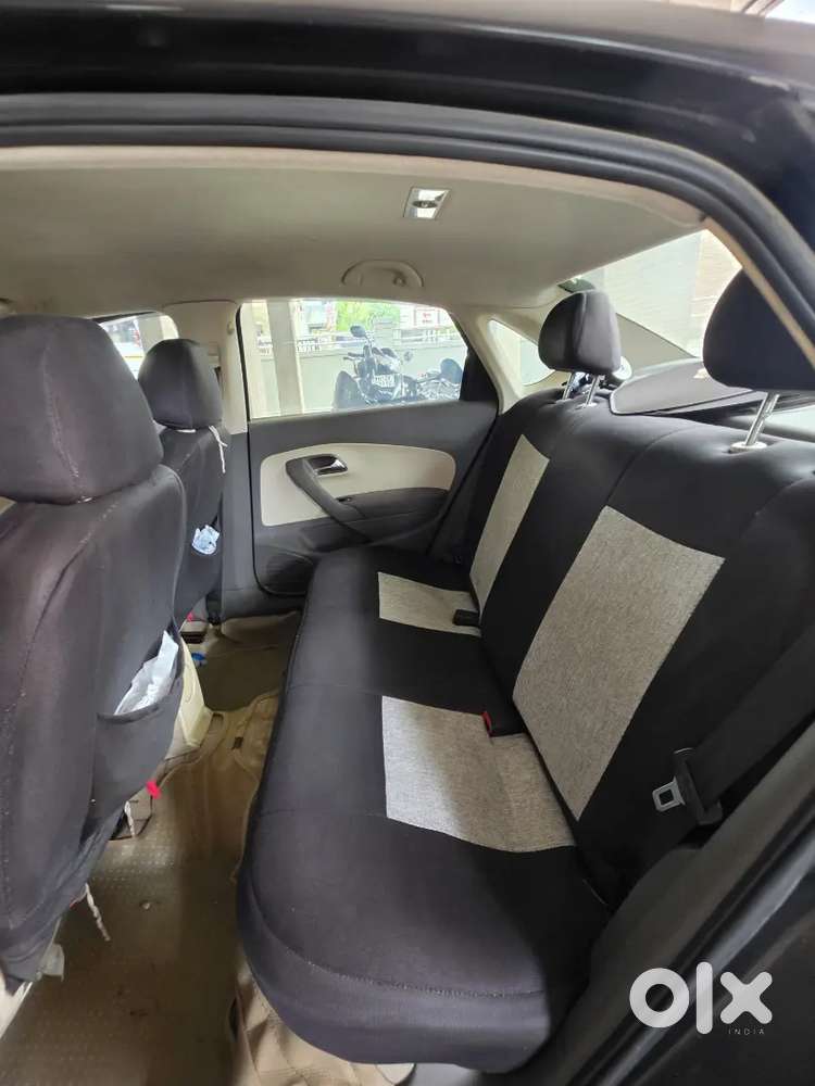 Volkswagen Vento 2012 1.6 Highline Manual