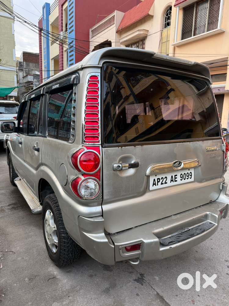 Mahindra Scorpio Classic 2011