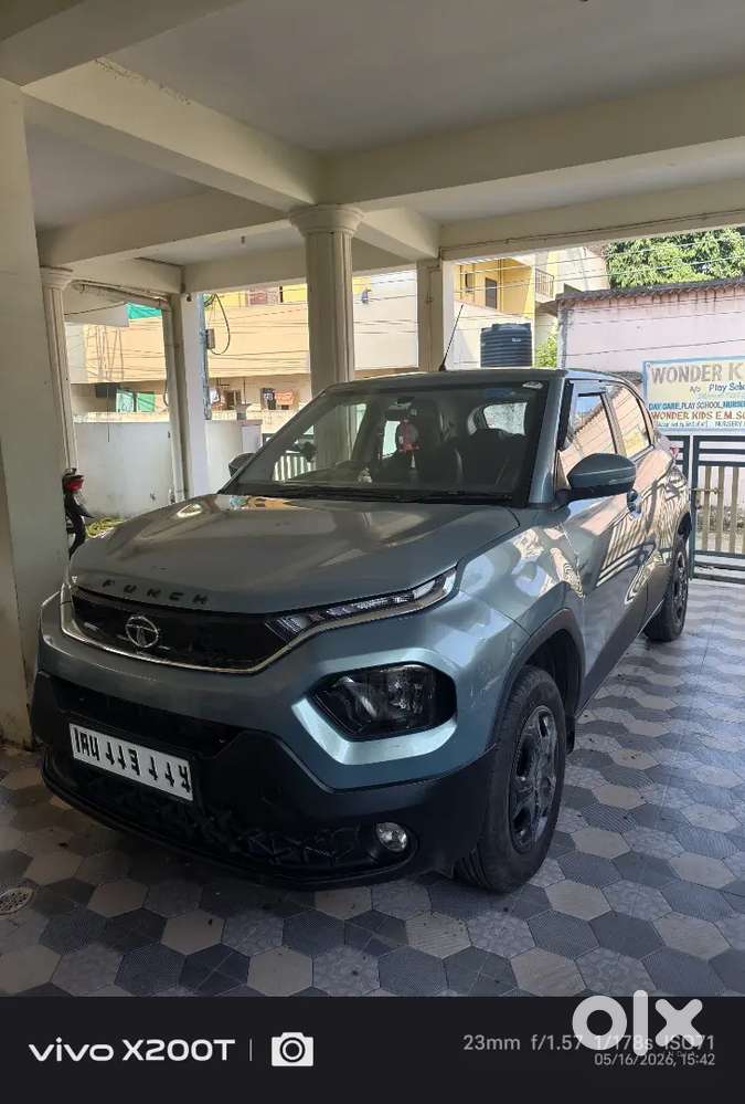 Tata Punch Accomplished Amt 2022  23.5k Km  1st Owner
