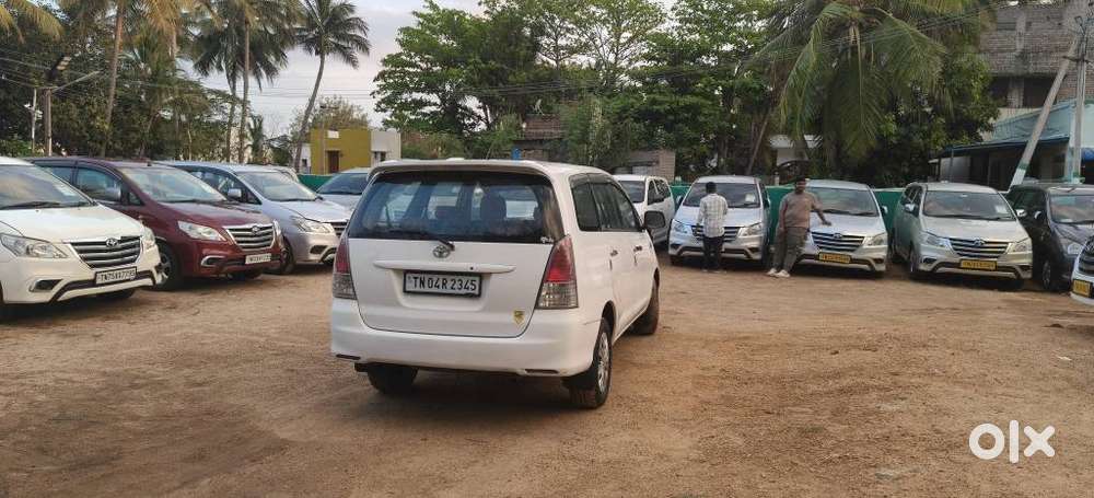 Toyota Innova 2.5 G (diesel) 8 Seater, 2005, Diesel