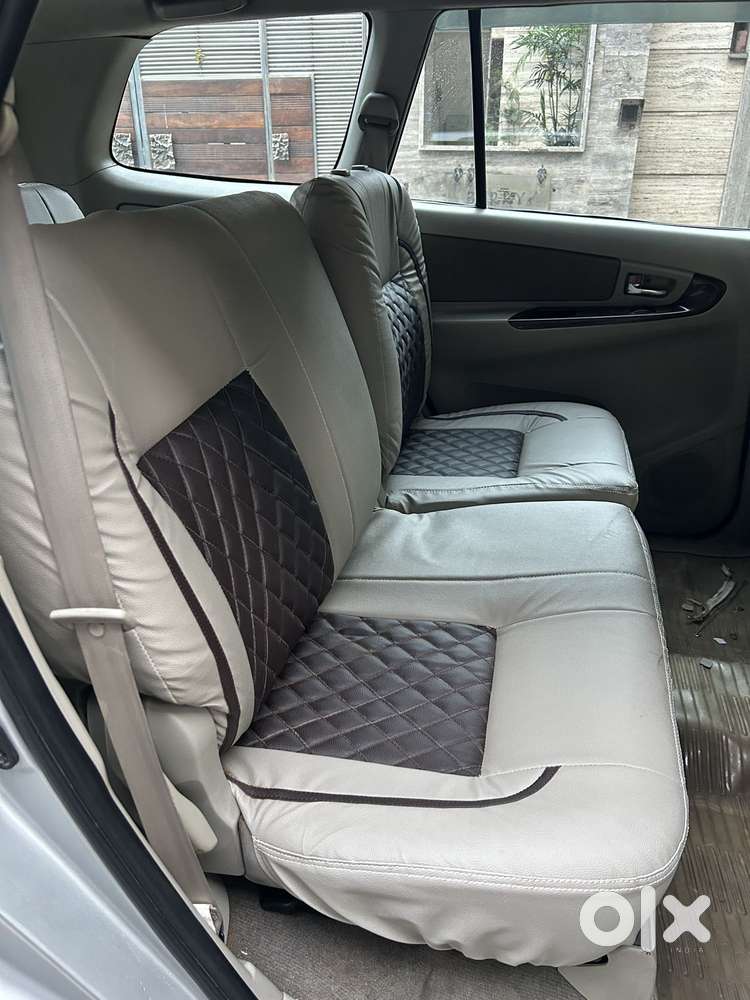 Toyota Innova 2.5 Vx 8 Str Bs-iii, 2014, Diesel