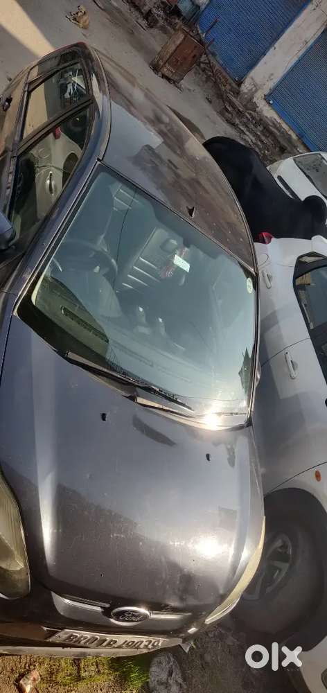 Ford Figo 1.2 Petrol 2012
