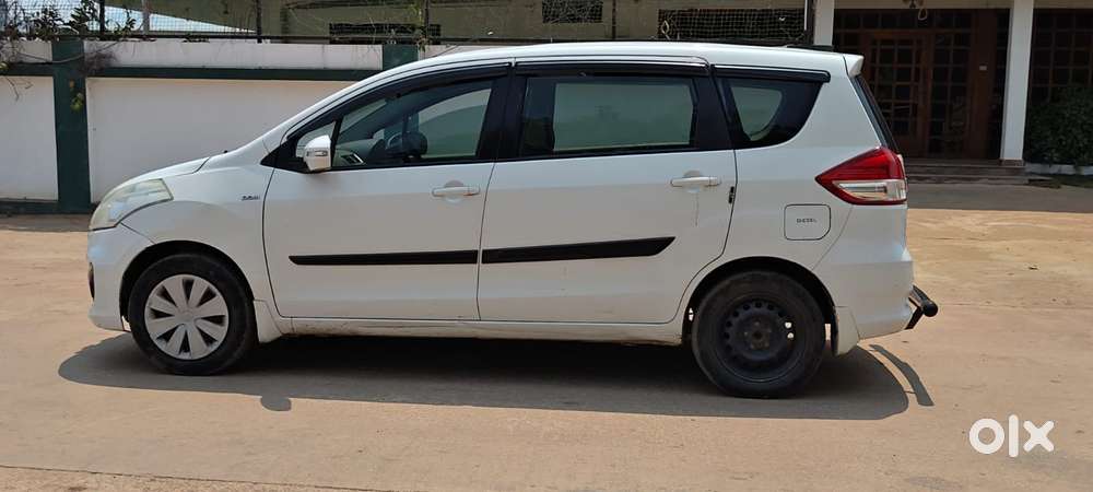 Maruti Suzuki Ertiga 2015-2018 Vdi Abs, 2017, Diesel