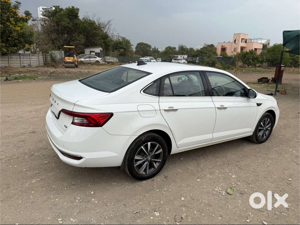 Skoda Slavia Style 1.5 Tsi Dsg At 2023 25k Driven