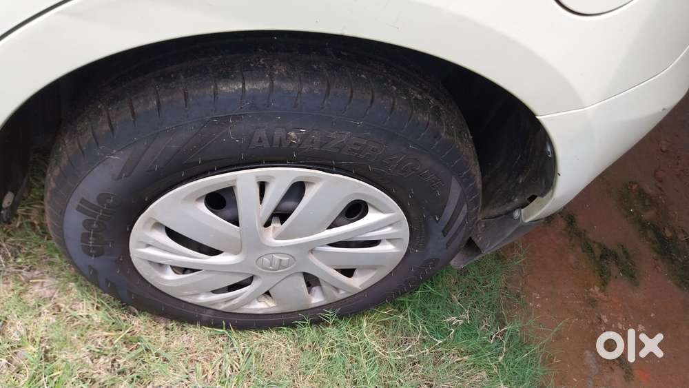 Maruti Suzuki Swift Vxi, 2015, Petrol