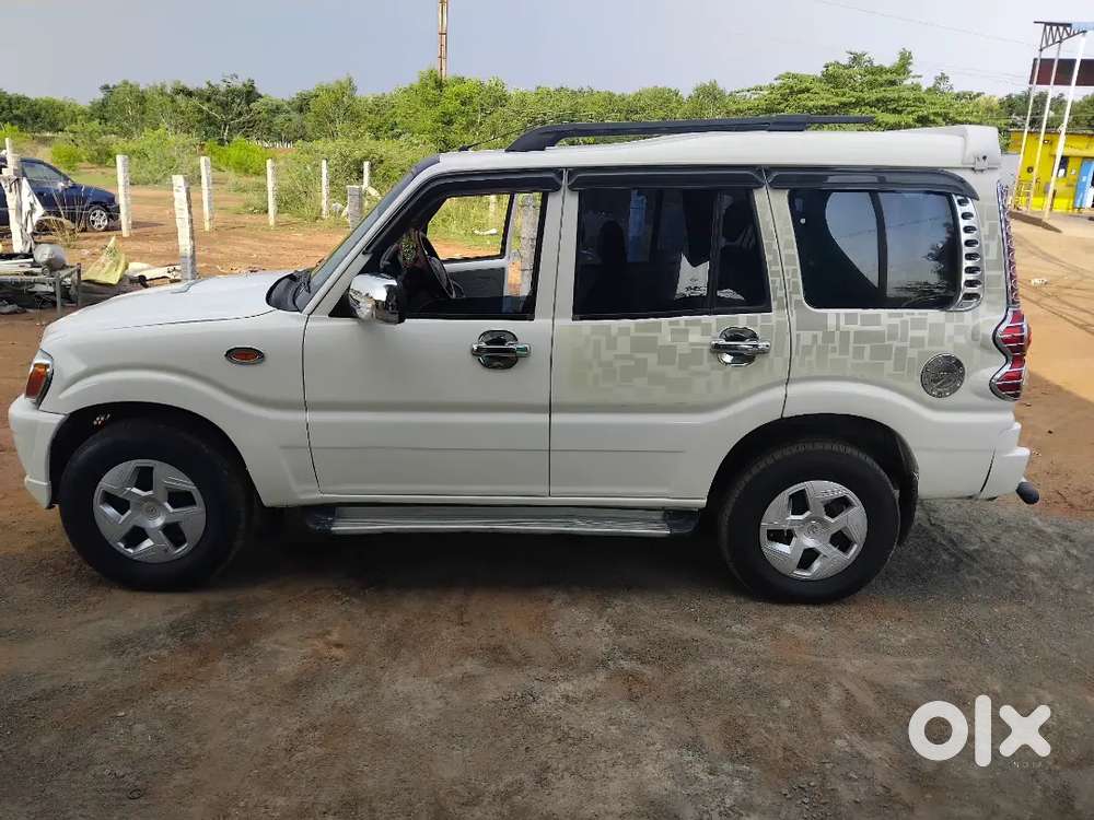 Mahindra Scorpio 2012 Diesel Manual
