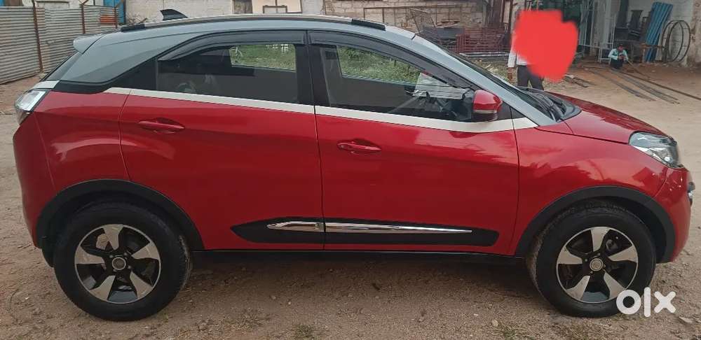 Nexon Xza Plus Dual Tone Diesel. Best Suv In This Segment.