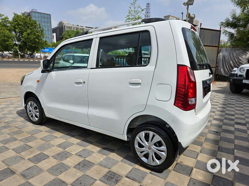 Maruti Suzuki Wagon R Vxi Optional, 2018, Petrol