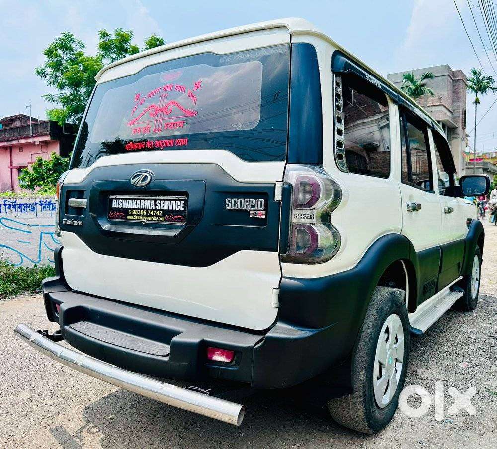 Mahindra Scorpio S4 Plus 9s, 2014, Diesel