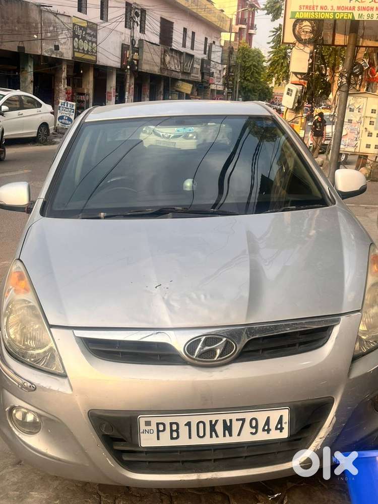 Hyundai Car 2011 Automatic