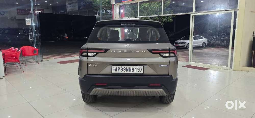 Maruti Suzuki Brezza 1.5 Vxi Smart Hybrid, 2022, Petrol