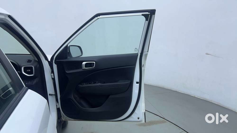Hyundai Venue Sx Plus Turbo Dct, 2022, Petrol