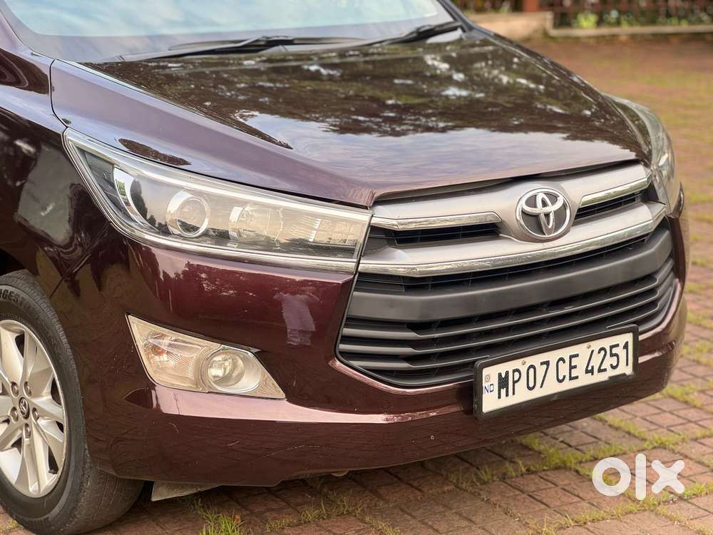 Toyota Innova Crysta 2.4 VX MT, 2016, Diesel