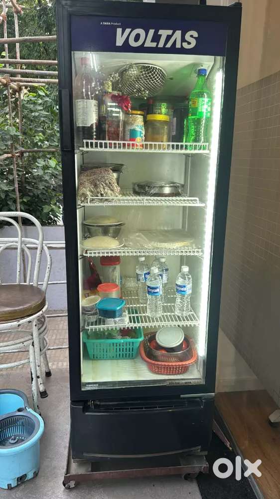 Glass chiller, fridge,cold drink bottle cooler, refrigerator 320ltrs