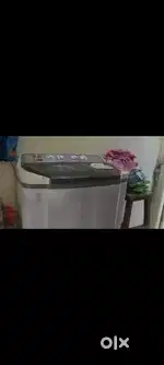 LG semi automatic washing machine