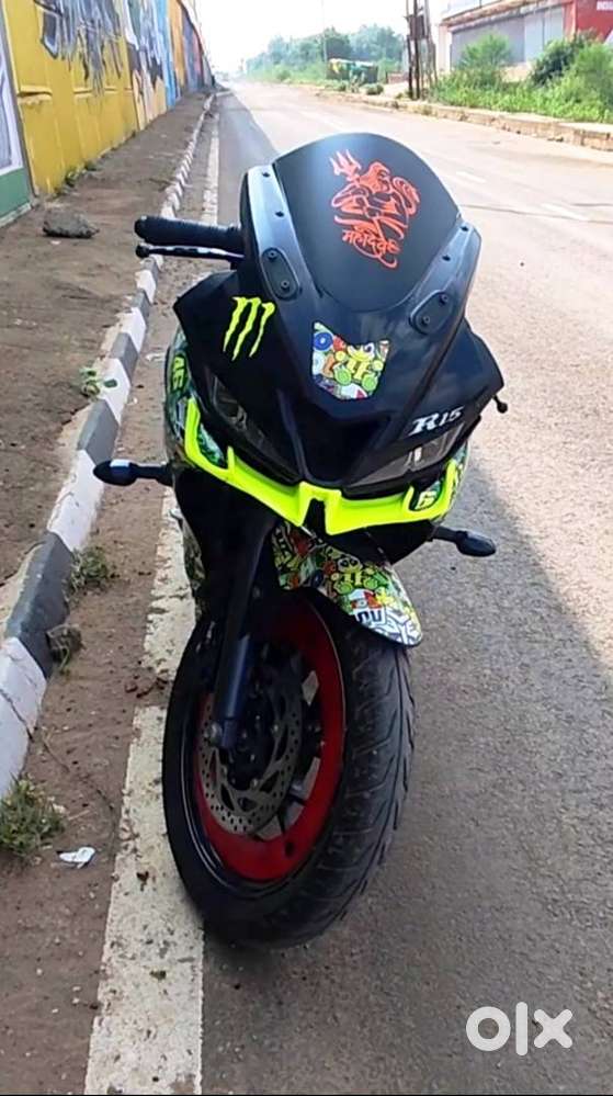 R15 v3 1st Owner Well Maintain