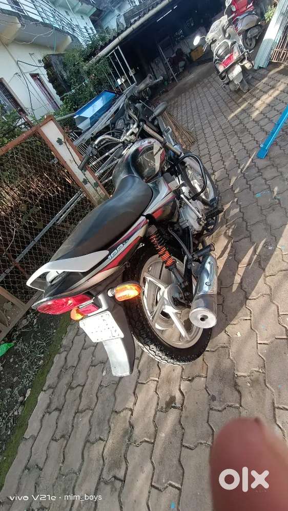 Bajaj bike with 75 average