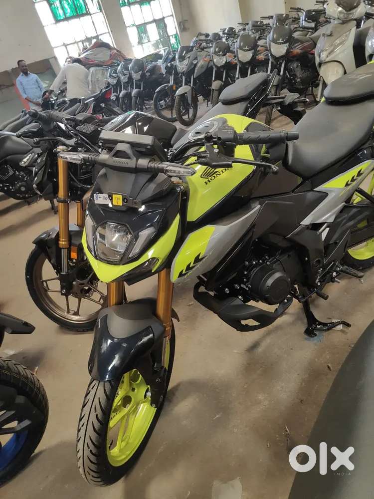 NEW HORNET125 LOWEST DOWN PAYMENT 16500/