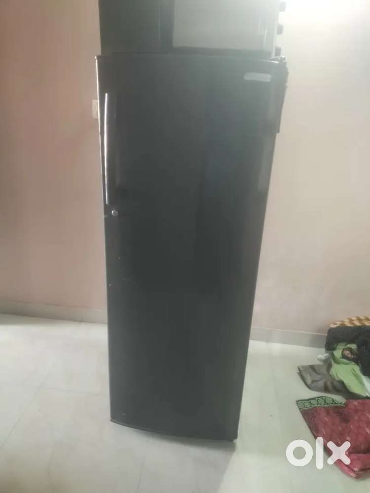 Nutricool plus fridge 215 ltr