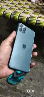 11 pro max all original all ok battry 80 256gb exchange and sell