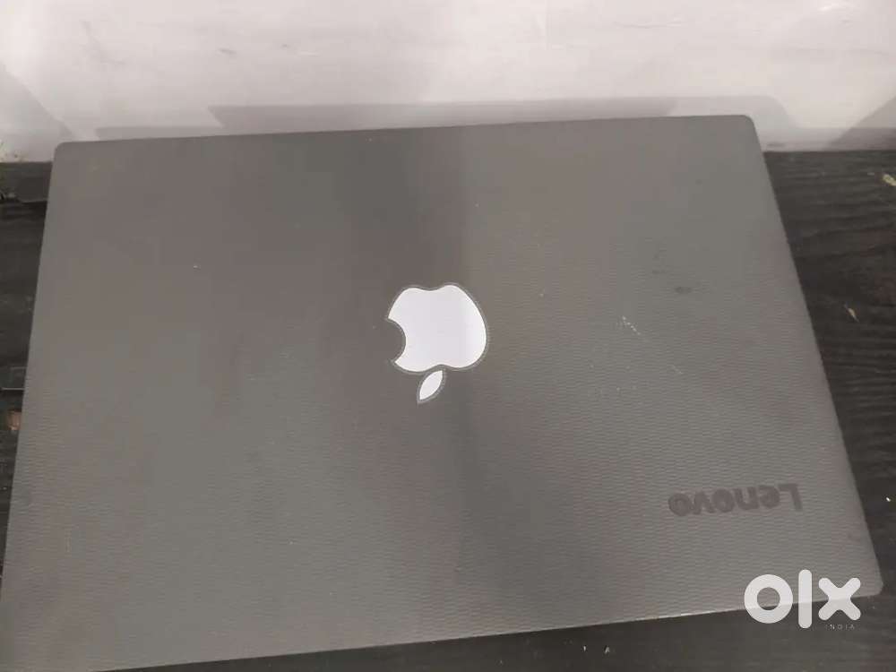 Hp laptop windows 10 good condition only 11 month old