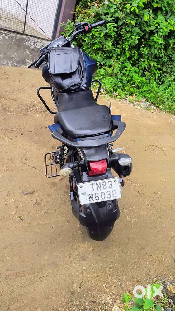 Fzs v3 mat blue with good condition year 2020 owner single very good.