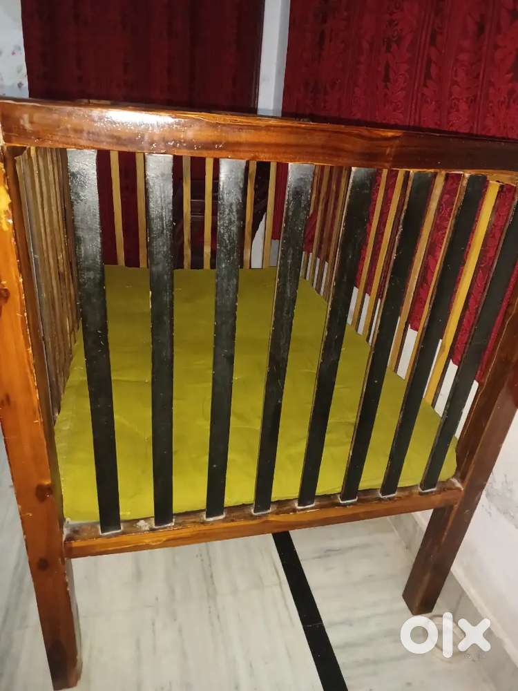 Baby bed for sale