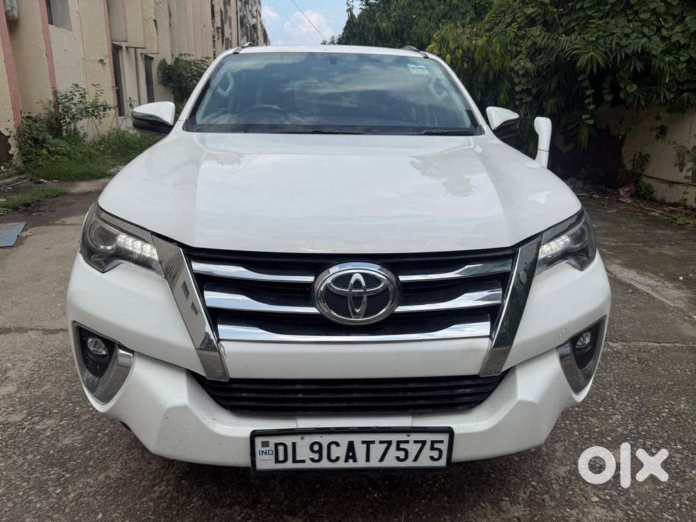 Toyota Fortuner 4X2 AT 2.8 Diesel, 2020, Diesel