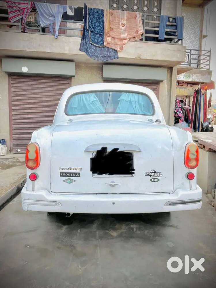 Ambassador Ambassador 2009 Petrol 29000 Km Driven