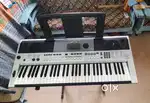 Electronic Keyboard Yamaha PSR I455