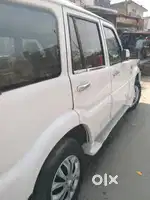 Mahindra Scorpio Classic 2012 Diesel 140000 Km Driven