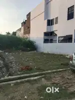 30×40= 1200 s/f ka plot hai Rajeev nagar colony me