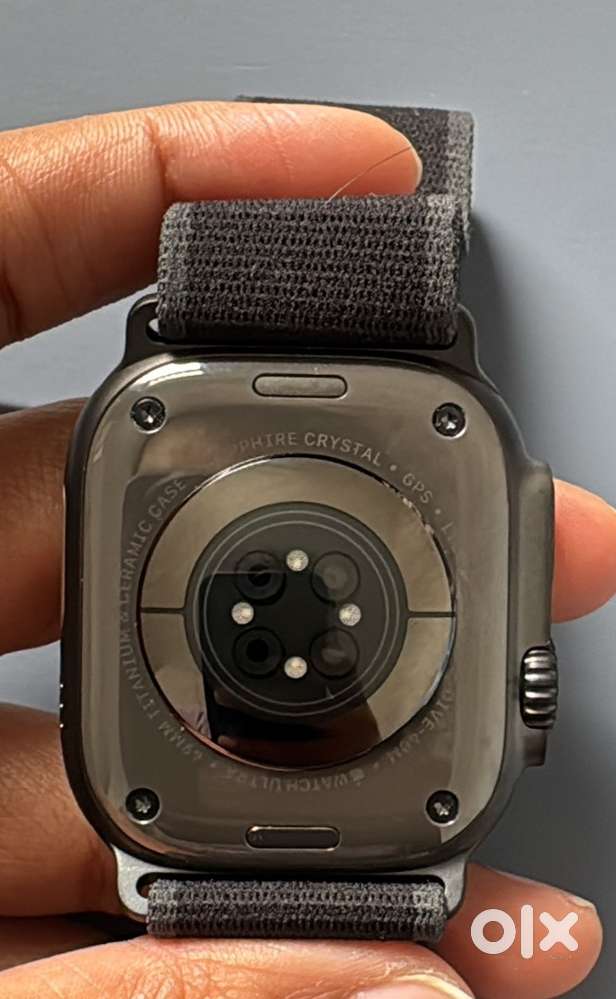 Apple watch ultra2-49mm Black titanium