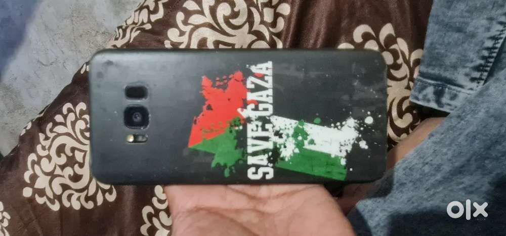 S8 plus 4 64  S9 plus 4 128