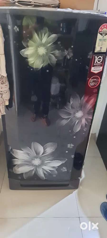 Selling single door fridge