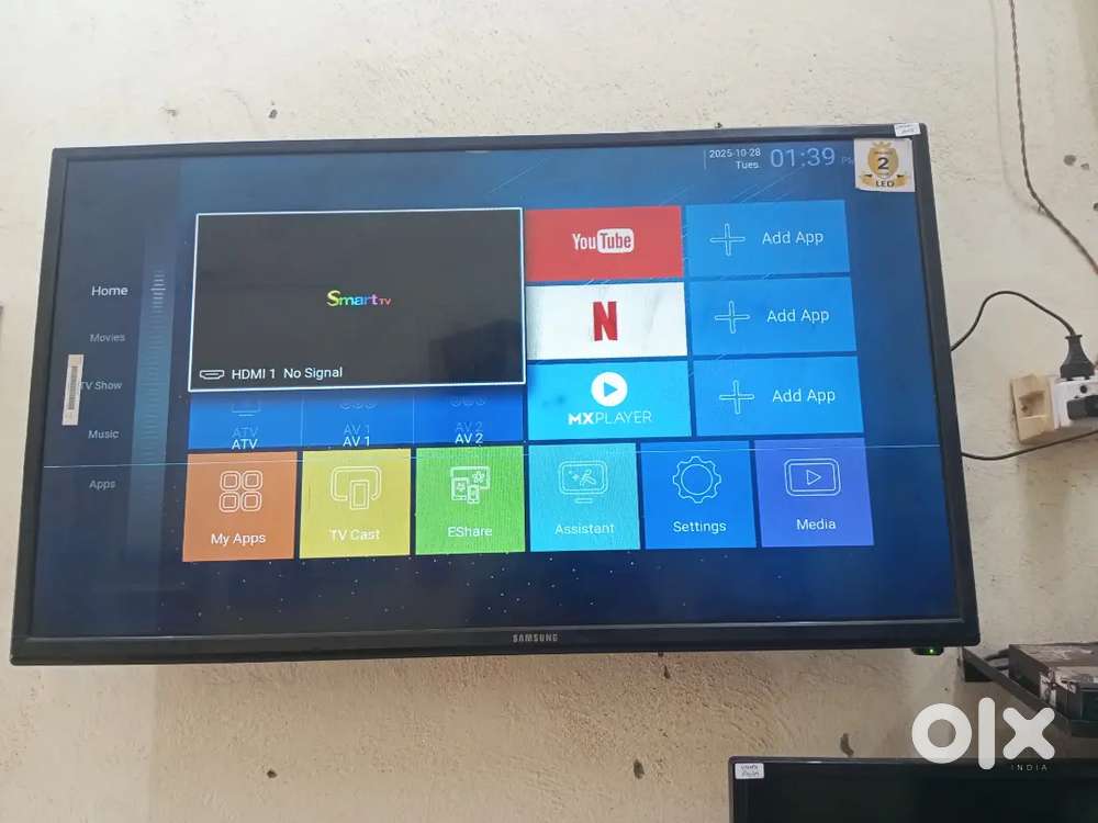 Assemble samsung 40 inch smart Led tv for sale one  LINE IN DISPLAY